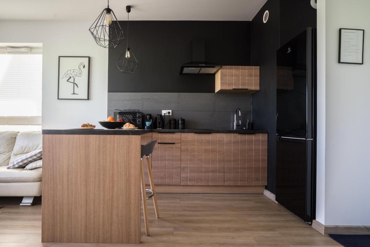 Bizapartments - Modern Flats With Parking Varšava Exteriér fotografie