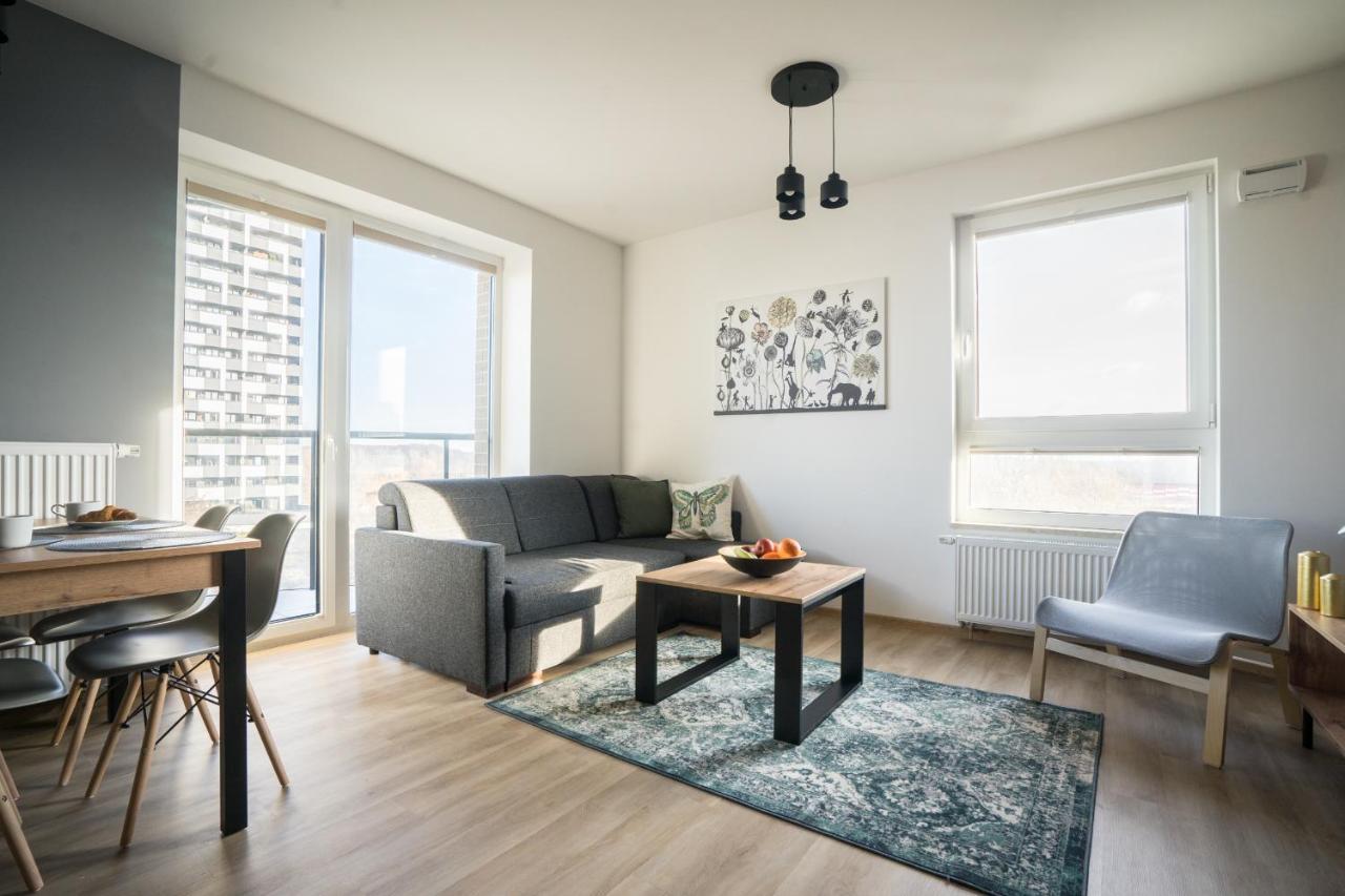 Bizapartments - Modern Flats With Parking Varšava Exteriér fotografie