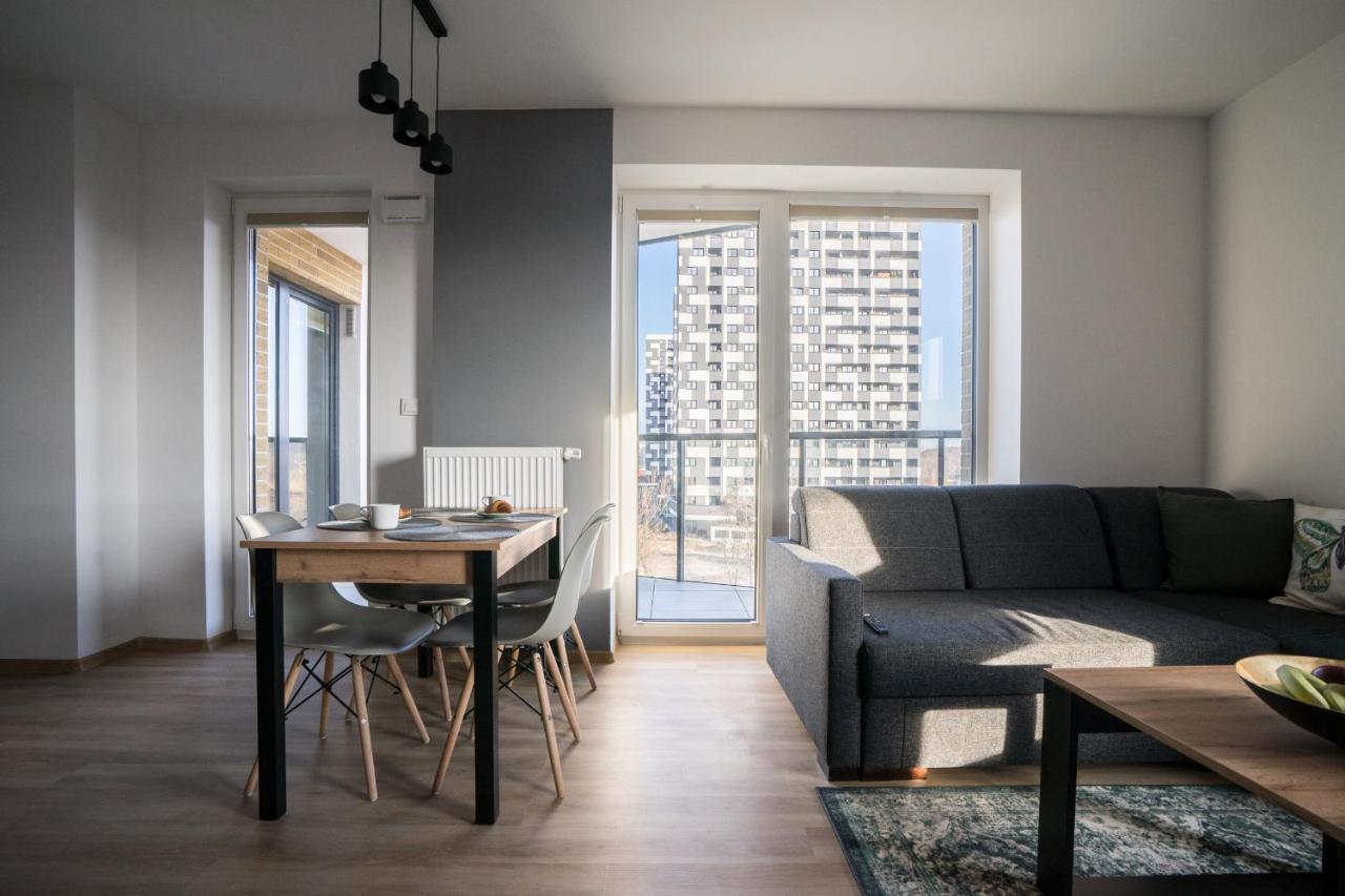Bizapartments - Modern Flats With Parking Varšava Exteriér fotografie
